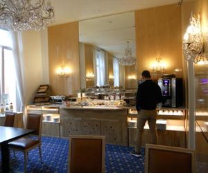 Brit Hotel Privilege Le Royal - Centre Gare Troyes France