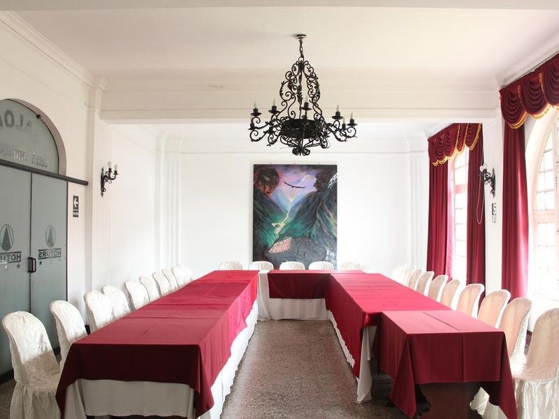 Hotel Photo 12
