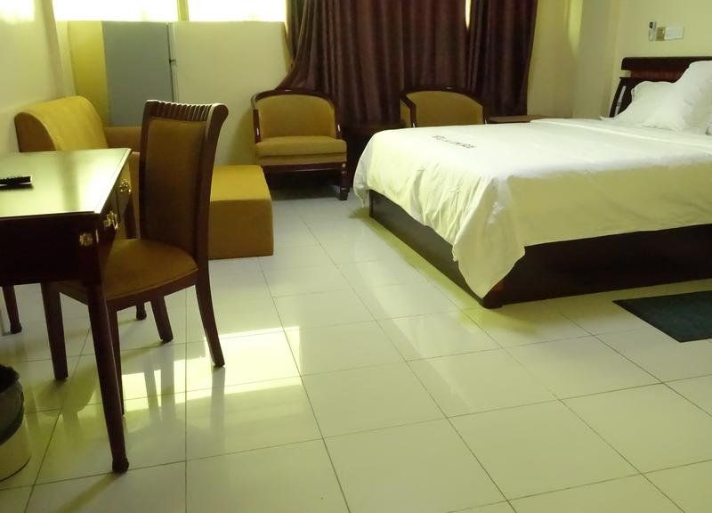 Hotel Photo 5