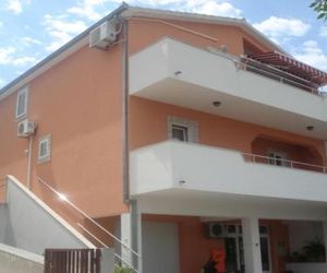 Apartments Slava Seget Vranjica Croatia