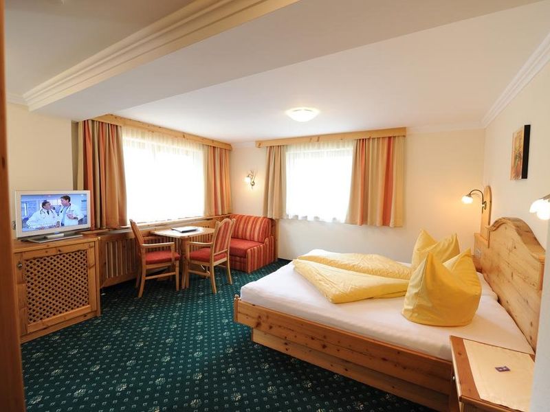 Hotel Photo 1