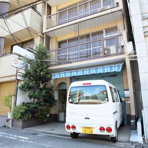 NearBy Hotel