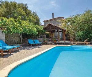 Three-Bedroom Holiday Home in Sotta Figari France