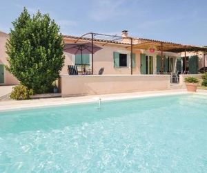 Four-Bedroom Holiday Home in Maubec Cabrieres-dAvignon France