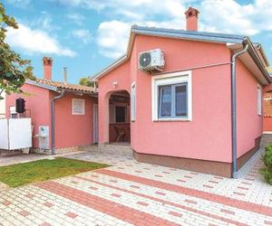 Four-Bedroom Holiday Home in Betiga Maric Croatia