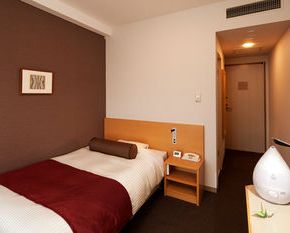NearBy Hotel