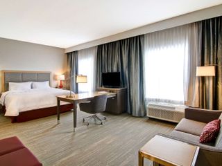 Hotel pic Hampton Inn & Suites by Hilton Grande Prairie