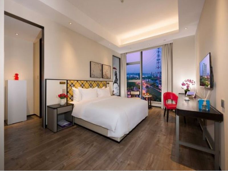 Hotel Photo 6