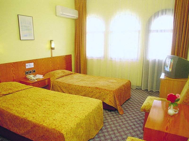 Hotel Photo 3