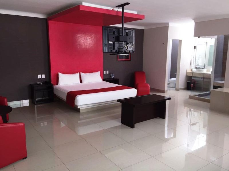 Hotel Photo 3