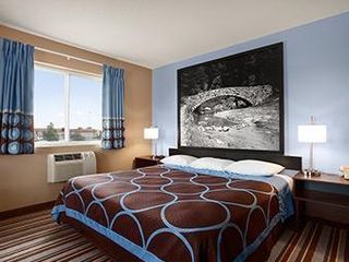 Hotel pic Super 8 by Wyndham Council Bluffs IA Omaha NE Area