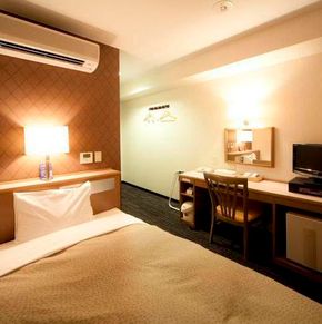 NearBy Hotel