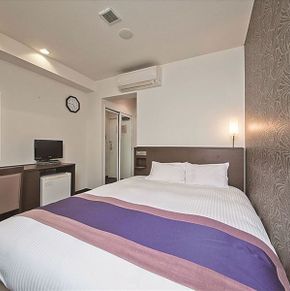 NearBy Hotel