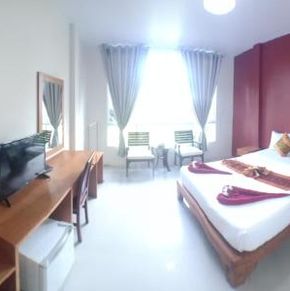 NearBy Hotel