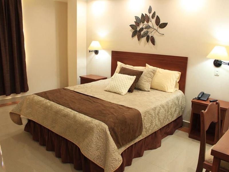 Hotel Photo 5