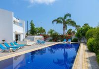 Отзывы Azure Luxury Pool Villa