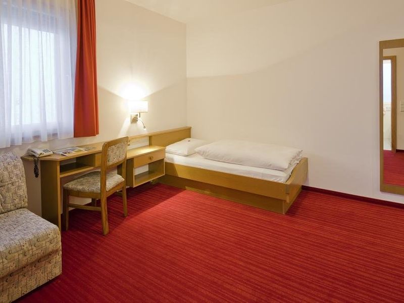 Hotel Photo 12