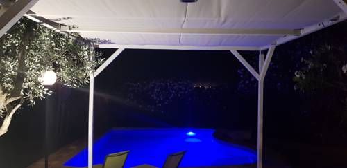 صورة الفندق 8