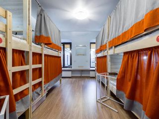 Hostel Like on Theatre sqr.