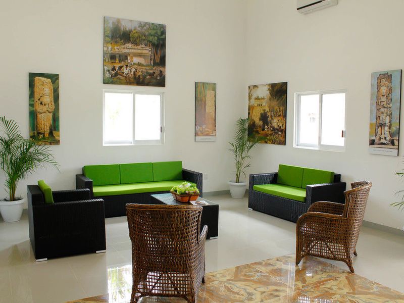 Hotel Photo 8