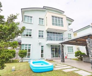 Shamrock Villas Corner OR Seaview Batu Ferringhi Malaysia
