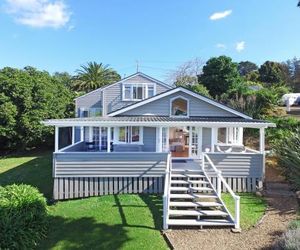 Cape Cottage Oneroa New Zealand