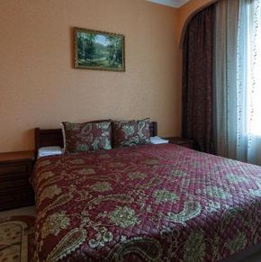NearBy Hotel
