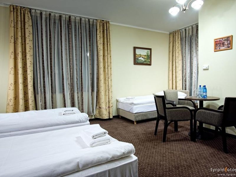 Hotel Photo 1