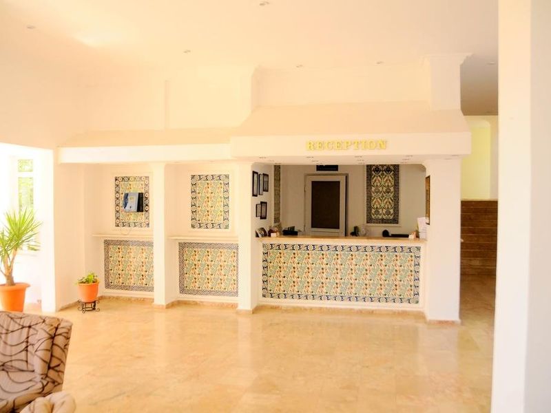Hotel Photo 8