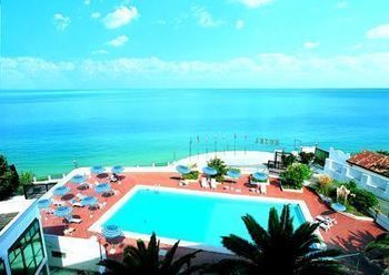 صورة الفندق 8