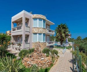 Cactus Villa Apartments Agia Marina Greece