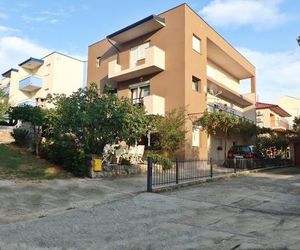 Apartments Trošelj Starigrad Croatia