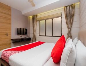 OYO 8069 Hotel Pratiksha Residency Navi Mumbai India