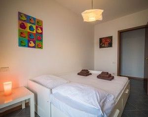 DesenzanoLoft "GARDALUCKY" accomodate until 10 peoples Desenzano del Garda Italy