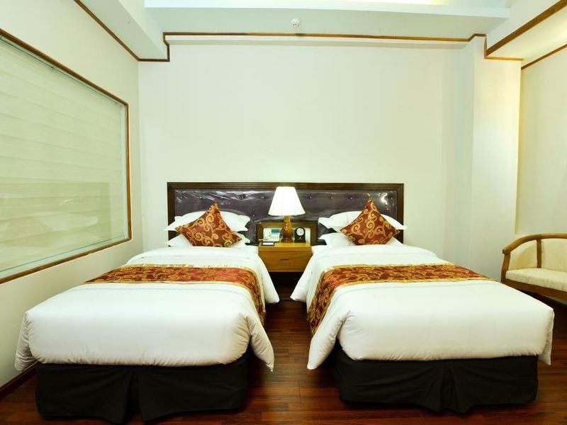 Hotel Photo 1