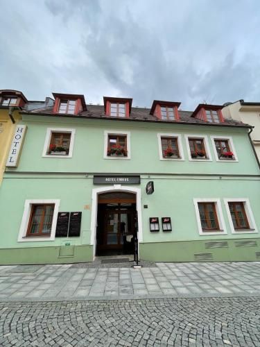 Hotel Photo 1