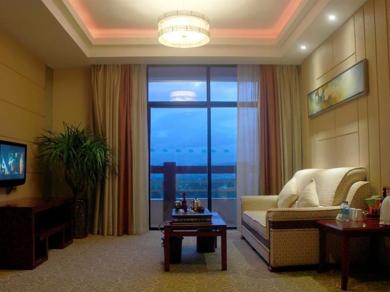 Hotel Photo 12