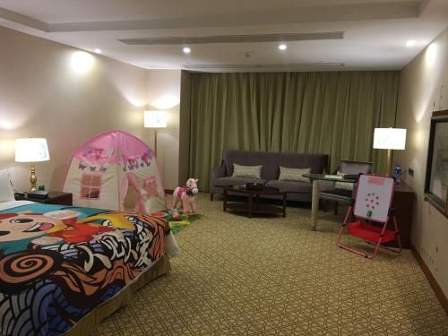 Hotel Photo 12