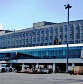 NearBy Hotel