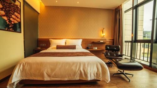 Hotel Photo 5