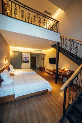 Hotel Photo 8