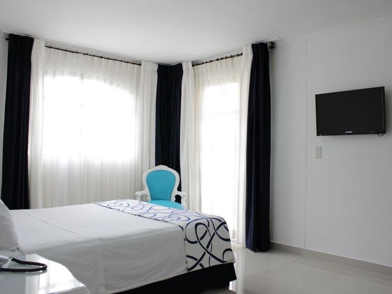 Hotel Photo 6