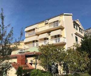 Apartments Marina Starigrad Croatia