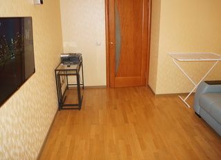 Apartment RF88 on Leninskiy 81