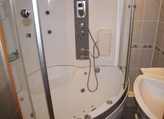 Apartment RF88 on Leninskiy 81