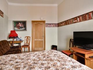 Apartment on Bolshaya Konyushennaya 13