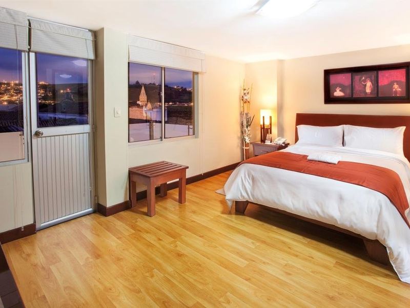 Hotel Photo 3