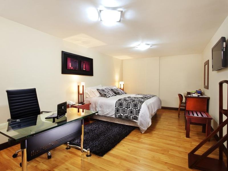 Hotel Photo 6