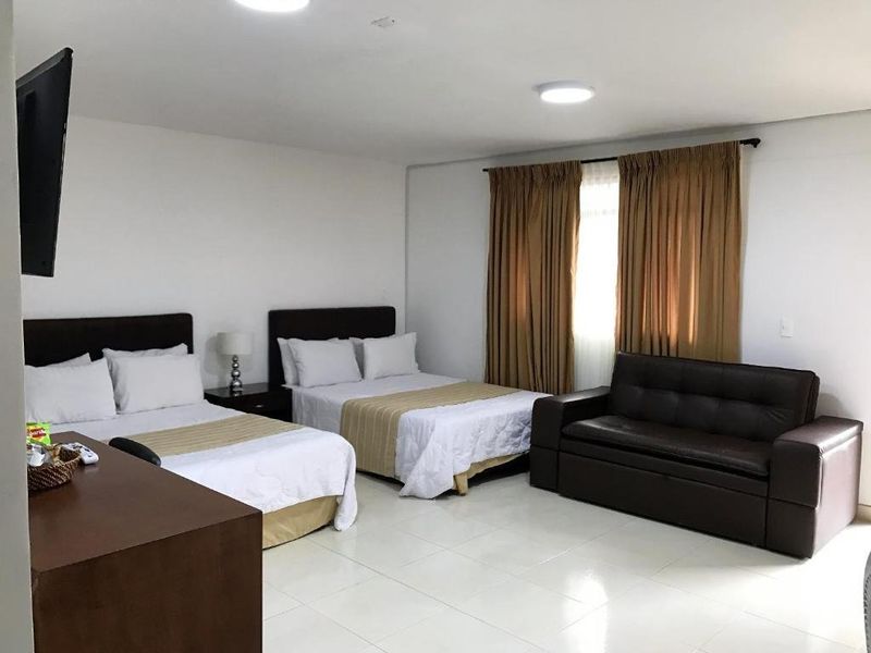 Hotel Photo 1
