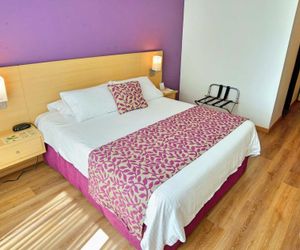 Novelty Suites Hotel Medellin Colombia